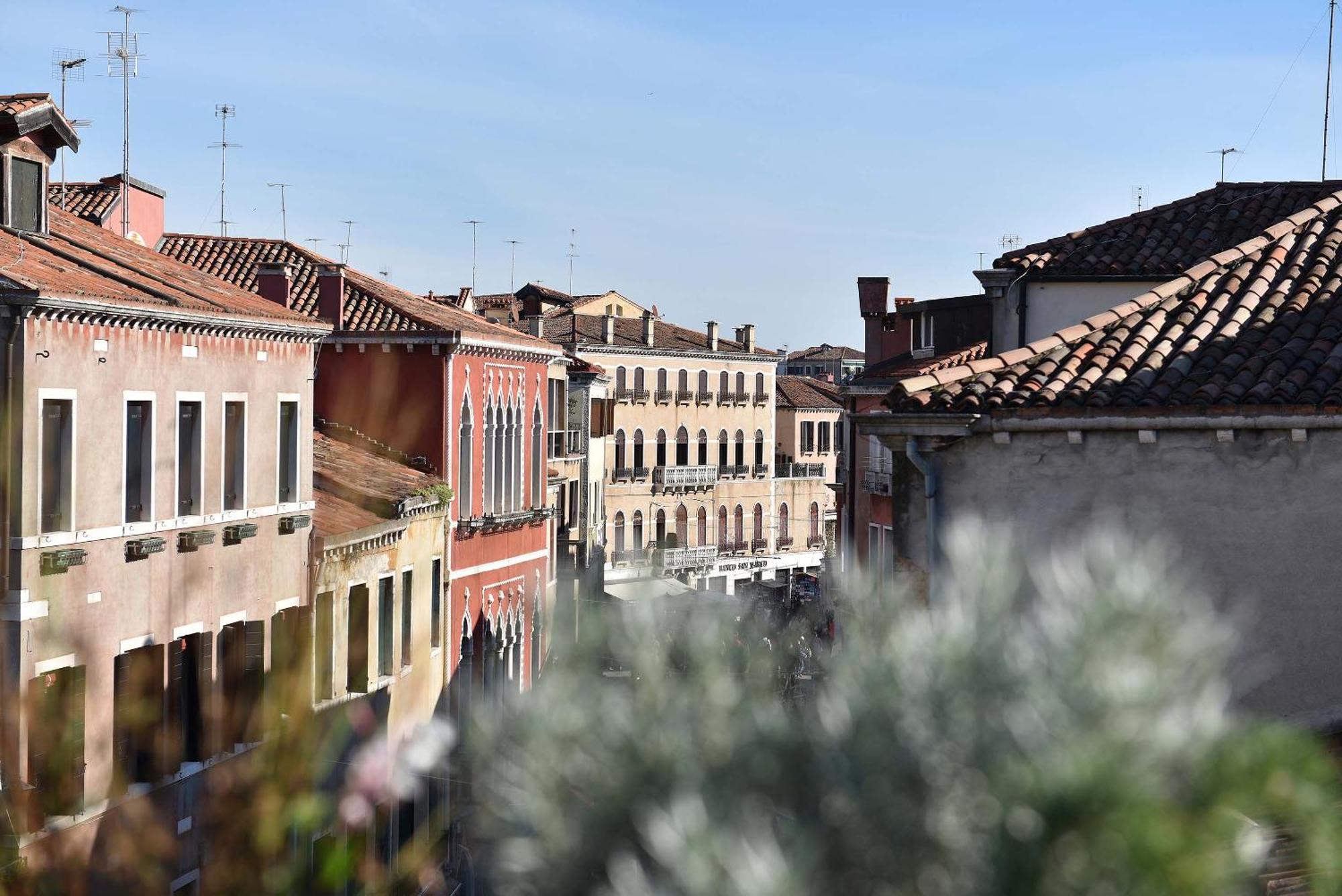 Refugium Amoris - With Fantastic Roof Terrace Apartamento